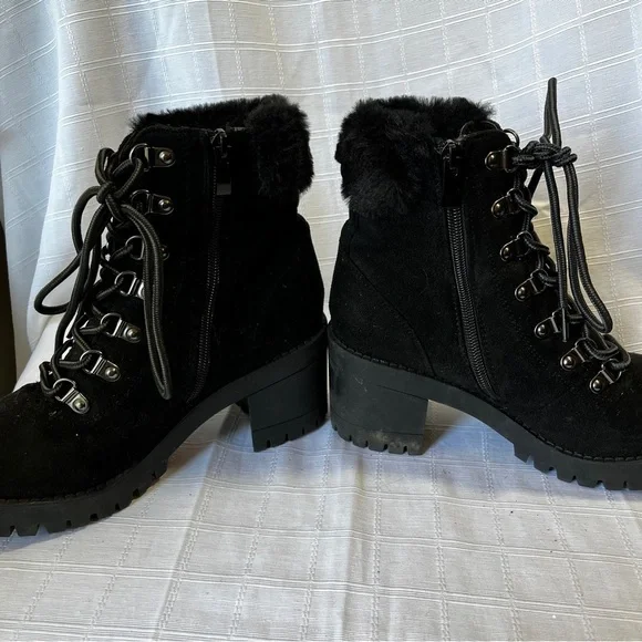 Top Moda Black Combat Style Chunky Heel Lace-Up Ankle Boots Faux Fur Women's 6.5 - Picture 2 of 11